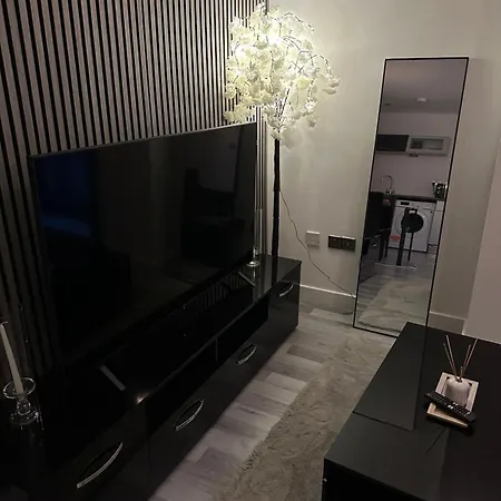 West Street -city Centre Sky Line Square Apartment